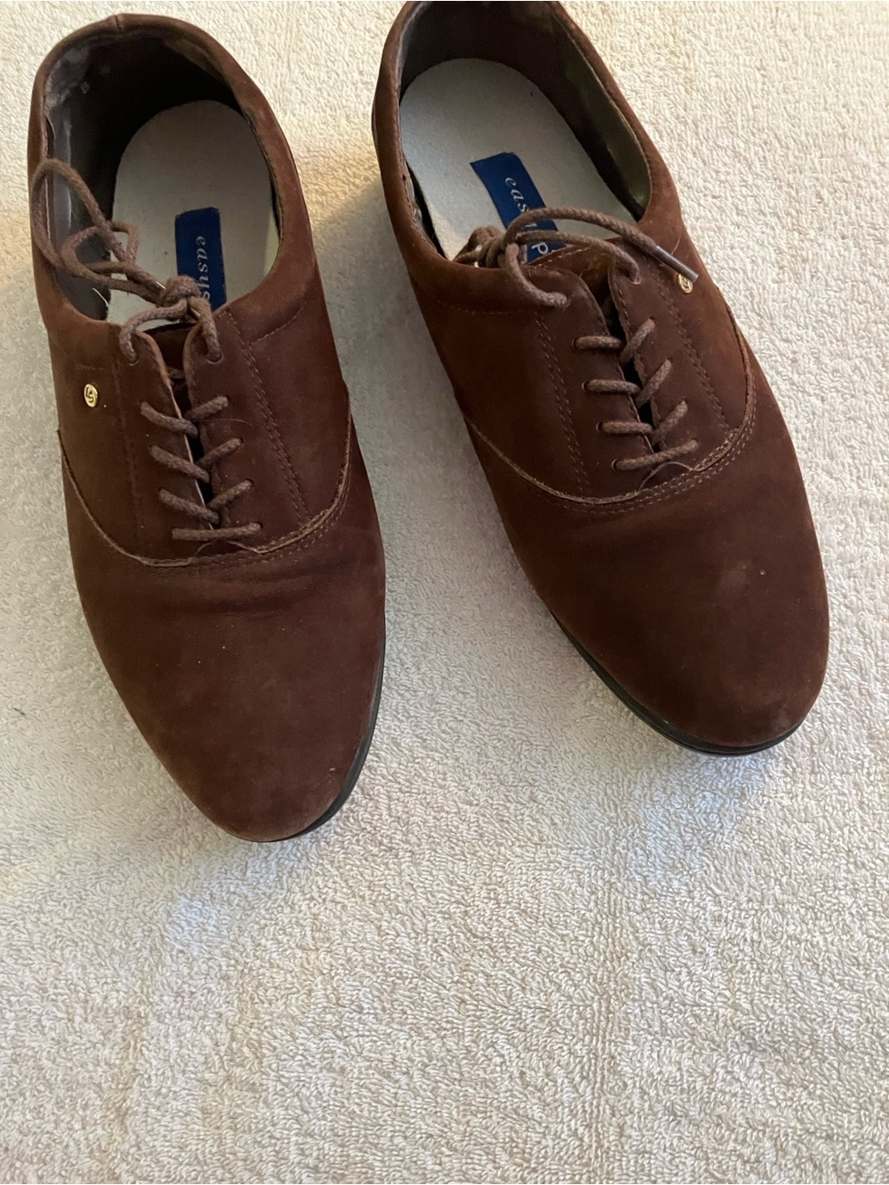 Easy Spirit Brown Lace-Up Oxfords